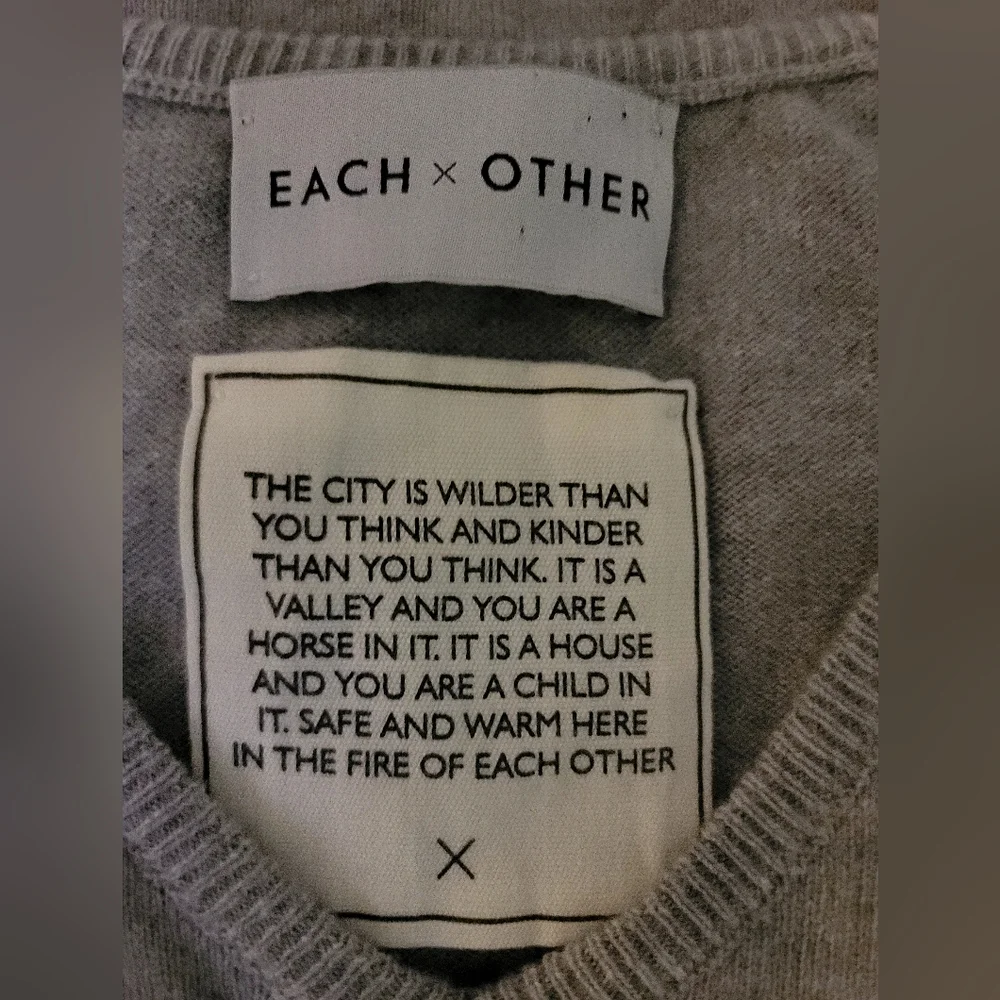 Each x Other Sweater Gray Patched 100% Cashmere Relaxed Fit V-neck Size XS - Picture 12 of 13